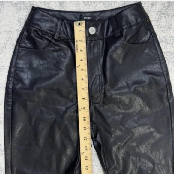 Nasty Gal Faux Leather Star Bum Flared Pants Size 0 Black Bellbottoms Rock New - Picture 5 of 5